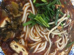 小锅臭豆腐米线-罗氏滇味小锅