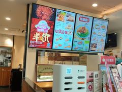 -小杨生煎(金山百联购物中心3楼店)