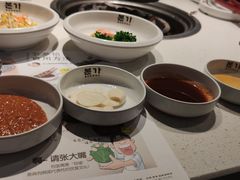 蘸料-本家韩国烤肉(青岛万象城店)