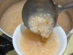 -李与白包子铺(桐梓林店)