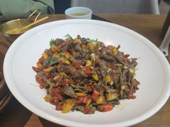 -有红鸡毛店·川菜(建设路店)