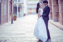 欧美时尚-巴黎婚纱摄影工作室