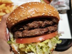 -The Habit Burger Grill 哈比特汉堡(复兴soho店)