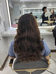 -镁连社·美联社
