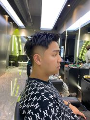 点击看大图 -不迫先生专业男士剪发