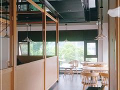 靠窗位-老乡鸡(旭辉御府店)