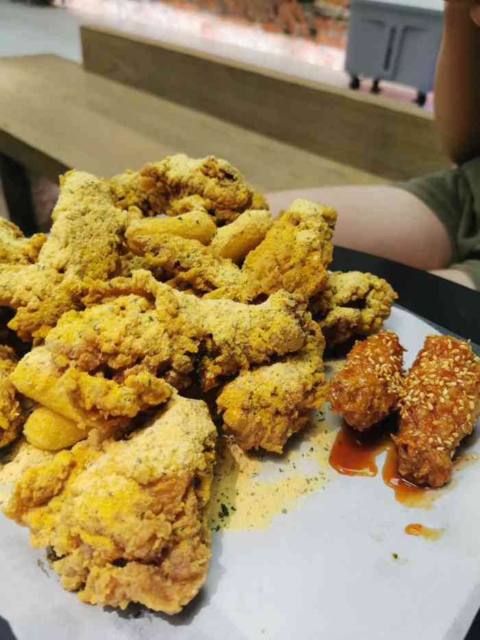 崔酱炸鸡(东街店)-"「银栗炸鸡」点了半只鸡,是给切好的,不用.
