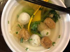 鱼丸肉丸肉皮汤-大壶春生煎(四川中路店)