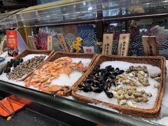 -四海一家自助餐(益田假日广场店)