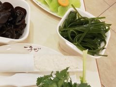 -一席地·本地鸡窝·杭帮鸡火锅(萧山银隆百货店)