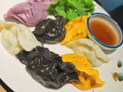 五味海鲜水饺拼盘-东莱馋房(陆家嘴店)
