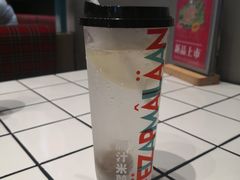 -肥汁米蘭香港米线(长宁来福士店)