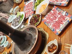 -一群羊手扒肉·火锅·早茶(远东公寓店)