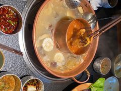 -菌自由丨野生菌火锅特色庭院餐厅(丽江古城店)