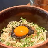 个人觉得他们家的招牌菜应该是沙甸烤半鸡和黑松露肉酱拌面