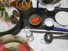 -红鼎豆捞·非遗鲍皇汤火锅(宝丰路店)