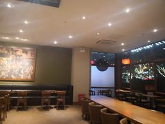 大堂-星巴克(西安曲江银泰店)