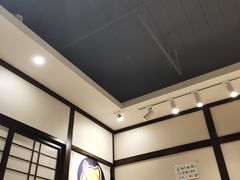 -逗柴咖啡屋·狗咖猫咖宠物桌游
