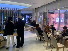 -奈雪的茶(亨特国际广场店)