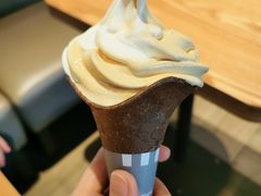 梅酒双旋冰淇淋筒-肯德基(龙昆南店)