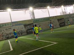 -飞梦少儿足球培训(塘桥校区)