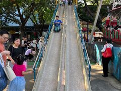 -顺德大良半月城游乐场