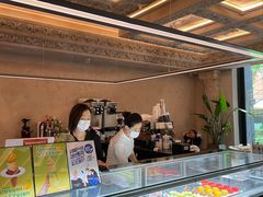 -玲婧胡同·生日蛋糕·餐厅(嘉里城店)