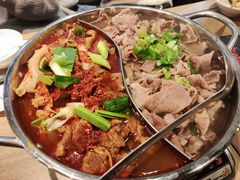 -肖四女乐山跷脚牛肉(滨江天街店)