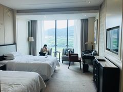 靠窗位-李沧绿城喜来登酒店大堂吧