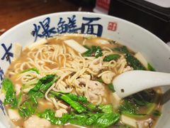 -李犟大爆鳝面·手工蟹黄包(湖滨西湖店)