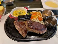 臻品安格斯厚切牛排-豪客来牛排(府河店)