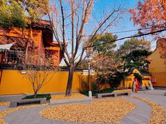 -龙华寺