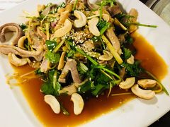 -酱皇乳鸽(富威大厦B座店)