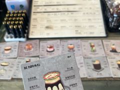 -BE NORMAL CAFE(霞溪路店)