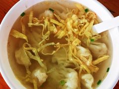 刀鱼小馄饨-忆秦园小笼包(惠山古镇总店)