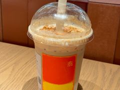 -喜茶(北京华贸购物中心店)