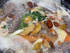 -九寨沟特色牦牛肉汤锅