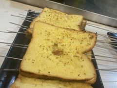 烤面包-锦州烧烤·老成都家常菜(东大桥店)
