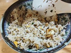 -宏兴烤鱼山庄(宣恩总店)