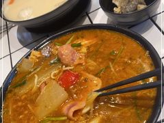 -肥汁米蘭香港米线(长宁来福士店)