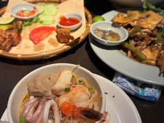 虾球冬阴功汤-大头虾越式风味餐厅(光明广场店)