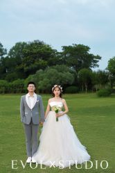 -乐默婚纱摄影工作室