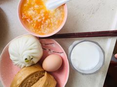 -爱的果实月嫂育婴师(世纪东方店)