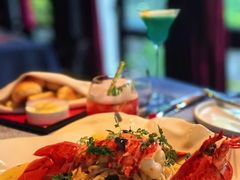 -弦月窗LUNETTE BY AMANDA(复兴路店)