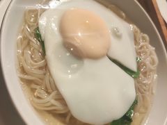 长寿面-汤城小厨•粤菜•靓汤(苏州街店)