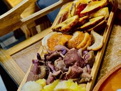 -阿山卓·野生菌火锅·纳西火塘烤肉