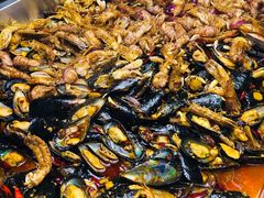 -四海一家自助餐(益田假日广场店)