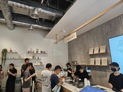 -喜茶(上海打浦桥日月光gelato lab+店)