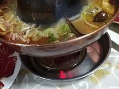 -羊家胡同·龙虾烧烤火锅(龙汇路店)