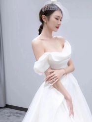 -不晚国际婚纱礼服